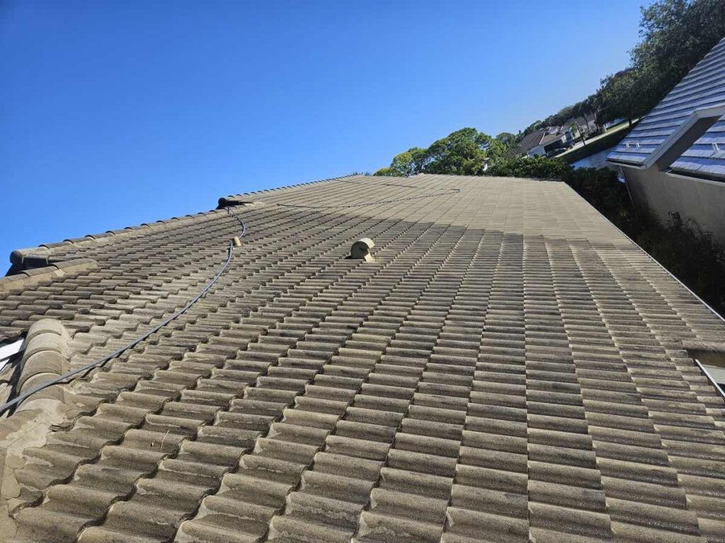 Roof maintenance and Roof Cleaning West Palm Beach